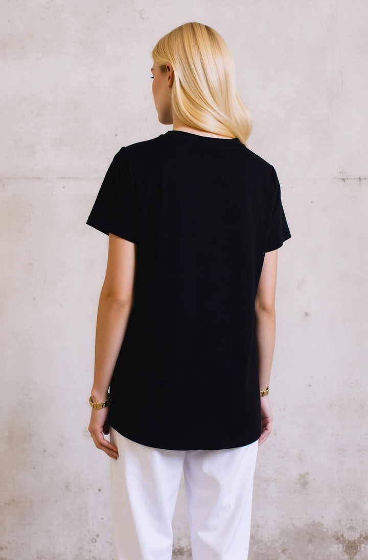 Black Crew Neck Casual Short Sleeve Loose Fit Summer Top with Necklace