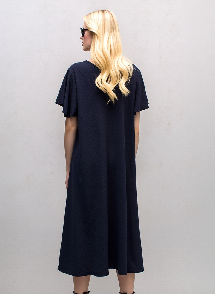 Black Midi Dress Loose Fit Short Sleeve Swing Dress with Statement Necklace
