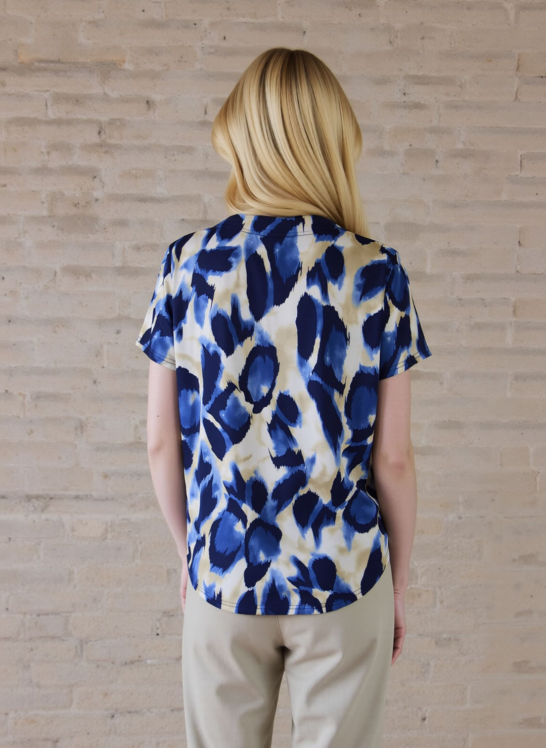 Blue Leopard Animal Print Short Sleeve Top with Necklace