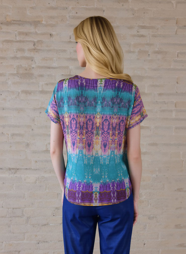 Purple Multicolour Abstract Print Top with Necklace
