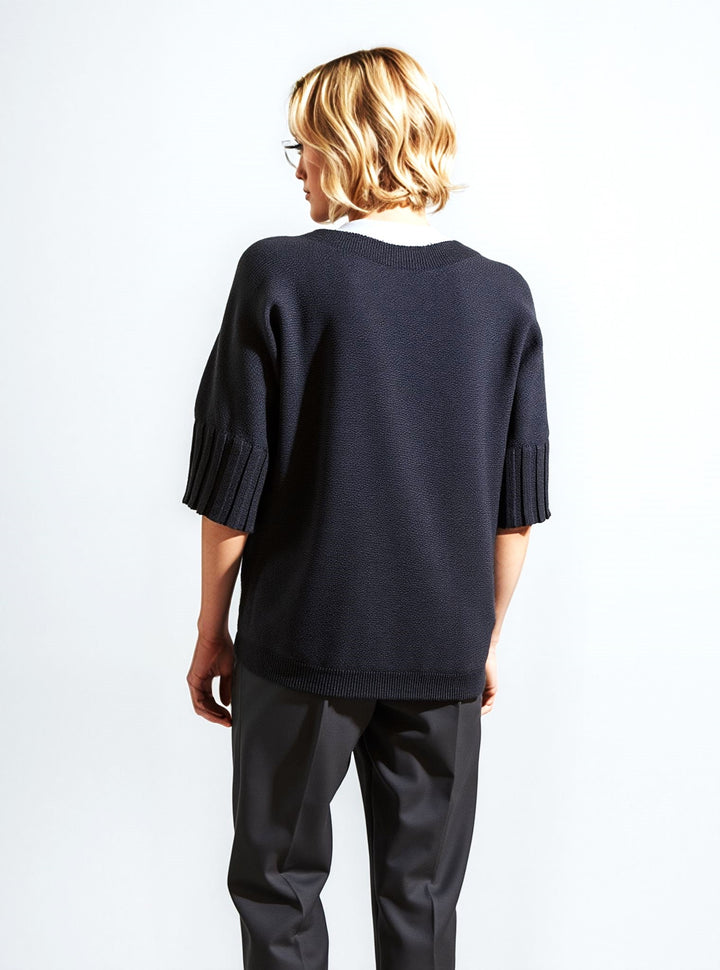 Elegant Black Knit Top - Short Sleeve Sweater