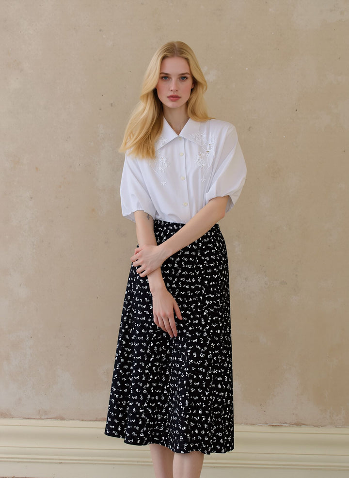 White Ditsy Floral Pull On Elasticated Skirt