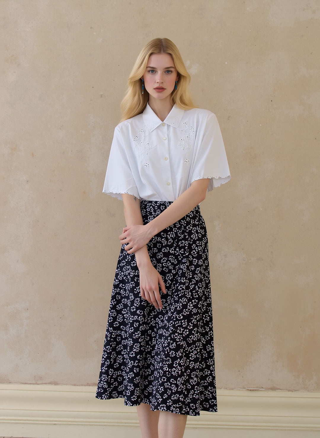 White Floral Pull On Elasticated Skirt