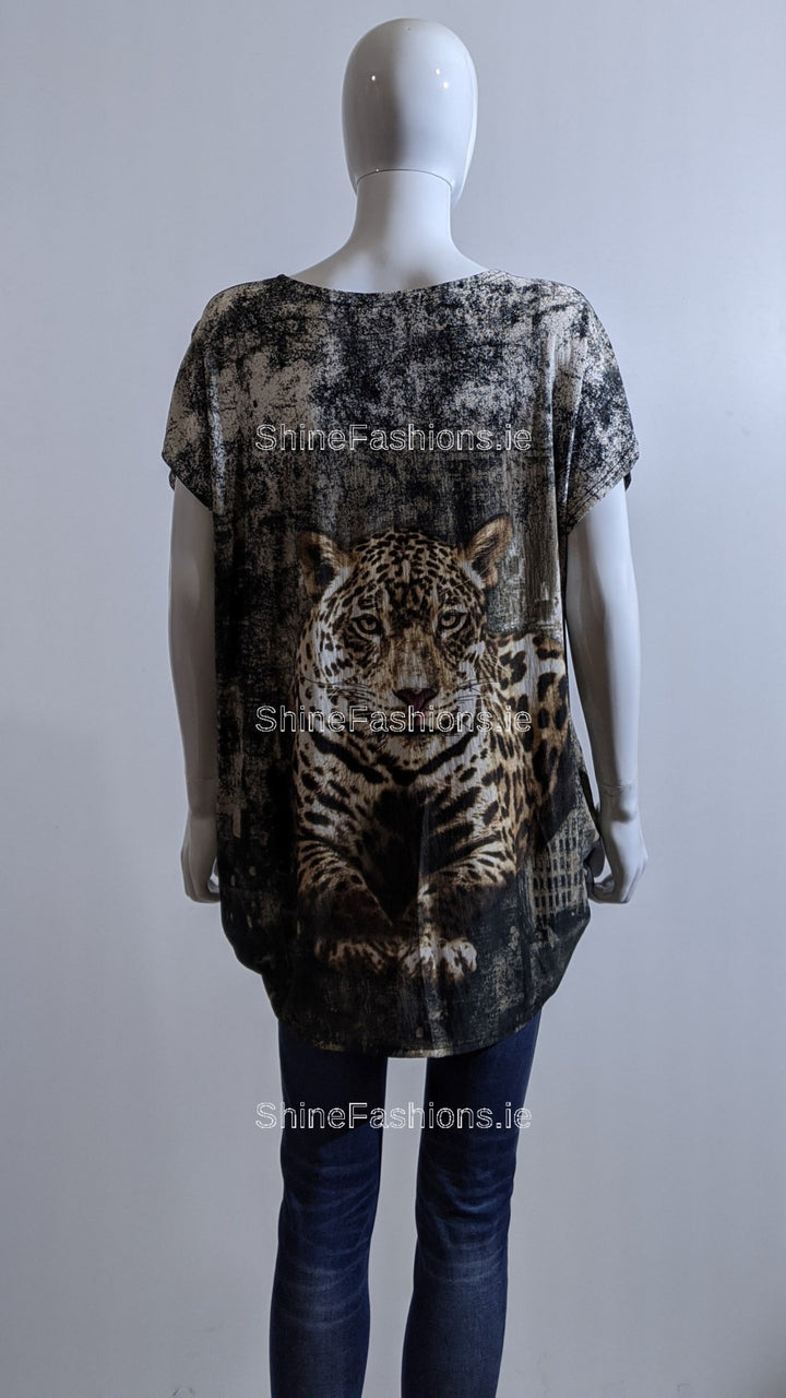 Black Contrast Tiger Glitter Top