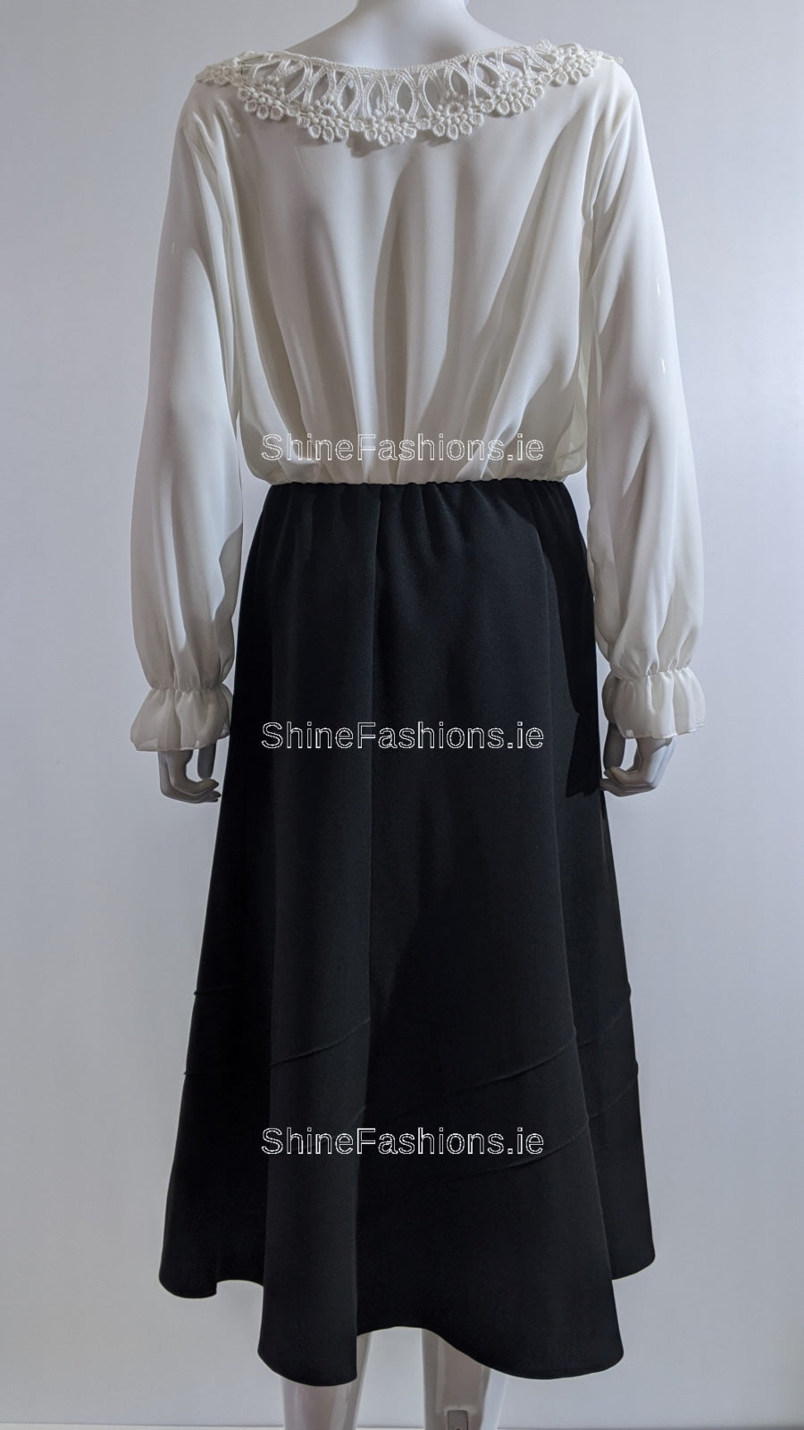 Black Lined Elasticated A-Line Skirt