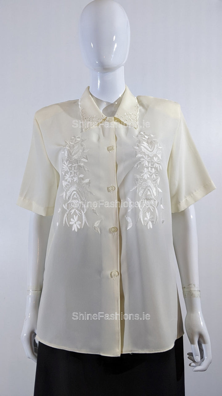 Cream Collar Button Up Short Sleeve Blouse