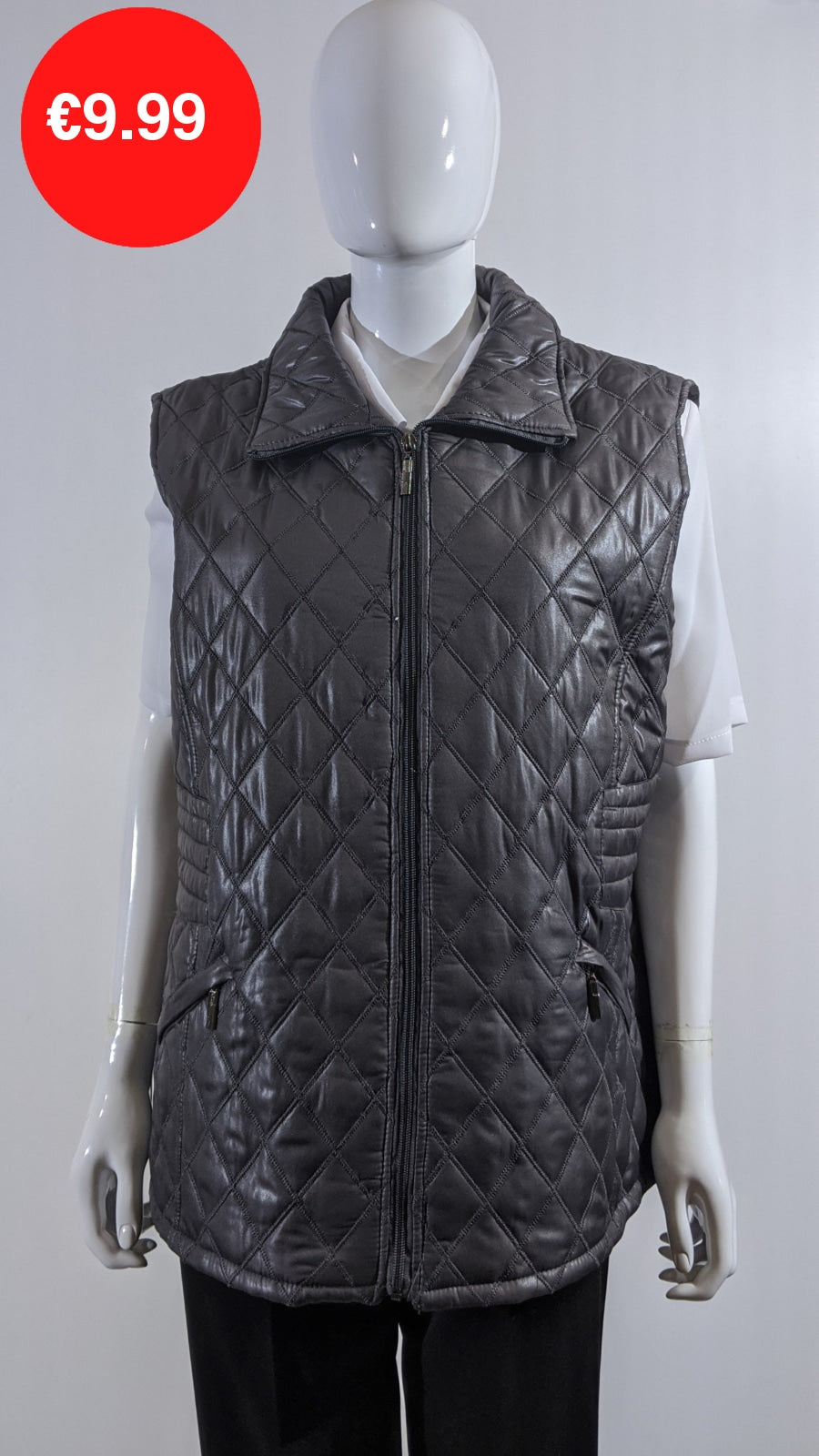 Grey Diamond Quilted Waistcoat with Zipped Pockets