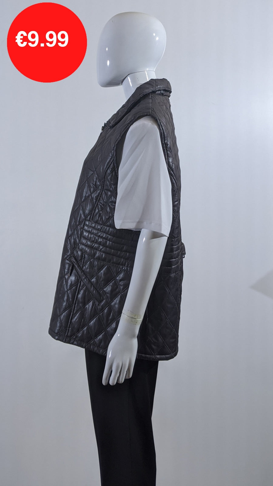 Grey Diamond Quilted Waistcoat with Zipped Pockets