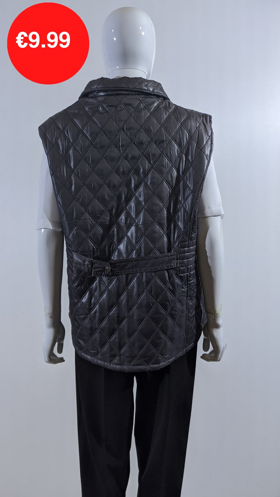 Grey Diamond Quilted Waistcoat with Zipped Pockets